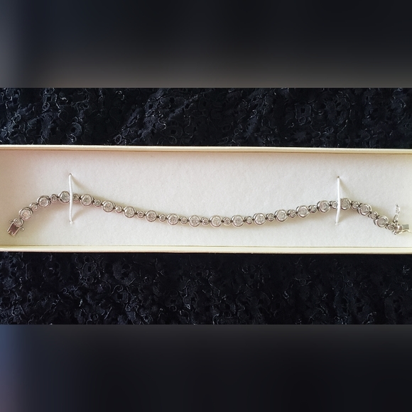8 inch, Diamonelle Tennis Bracelet, 925 Silver, Tongue/Groove Dbl Figure 8 lock - Picture 11 of 11